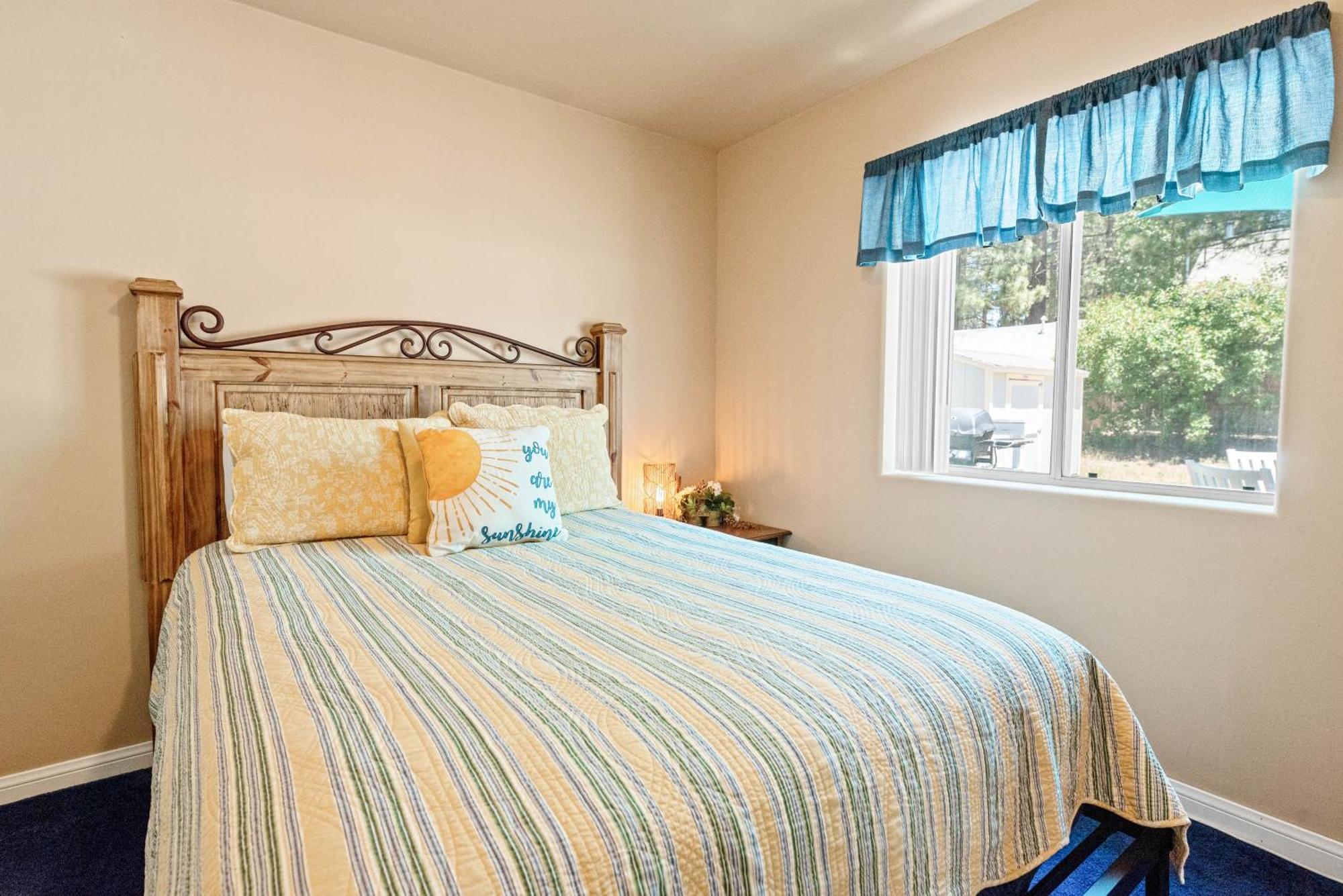 Quiz Cottage - Lovely Mountain Cottage Conveniently Located Close To The Lake And The Village! Big Bear Lake Luaran gambar